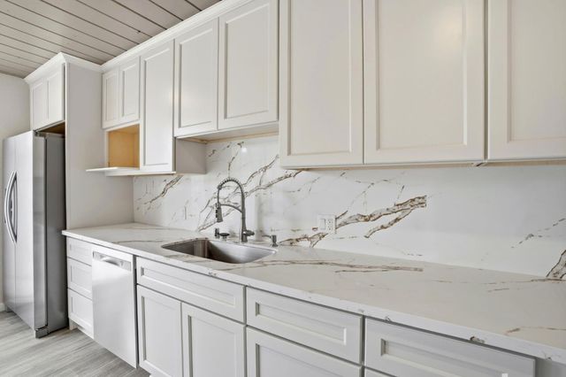 104 Eliza Court, Foster City, CA 94404