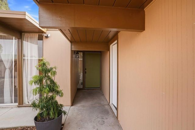 104 Eliza Court, Foster City, CA 94404