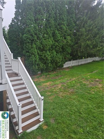 139 South Main Street 2, Nazareth Boro, PA 18064