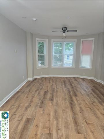 139 South Main Street 2, Nazareth Boro, PA 18064