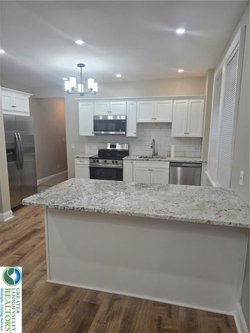 139 South Main Street 2, Nazareth Boro, PA 18064