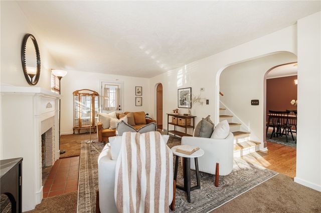 18 Mareeta Road, Gates, NY 14624