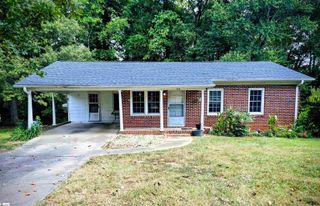 715 S E Street, Easley, SC 29640