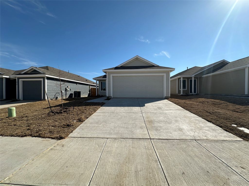 1008 Mountain Laurel Road, Princeton, TX 75407