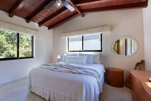 3721 SW 58th Ave, Miami, FL 33155