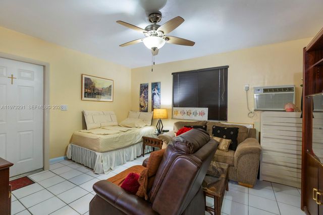 3721 SW 58th Ave, Miami, FL 33155