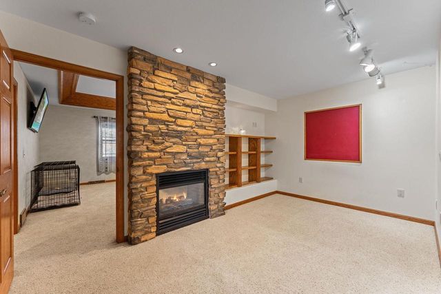 1011 Pine Grove Drive, Reedsburg, WI 53959