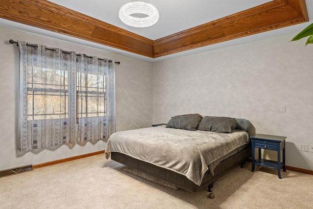 1011 Pine Grove Drive, Reedsburg, WI 53959