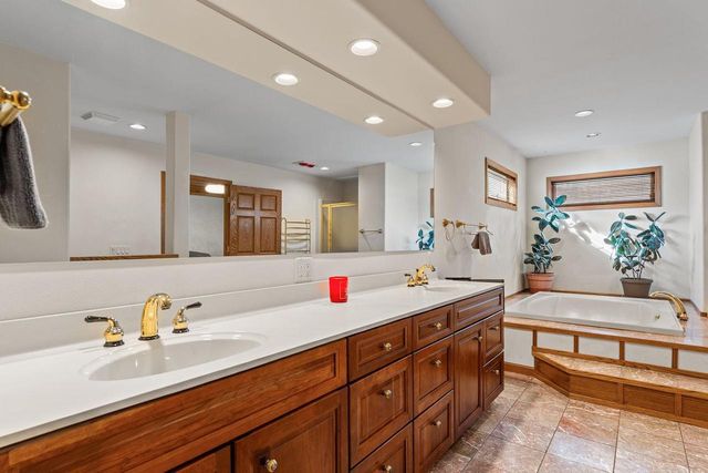 1011 Pine Grove Drive, Reedsburg, WI 53959