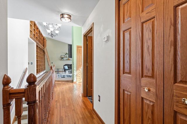 1011 Pine Grove Drive, Reedsburg, WI 53959