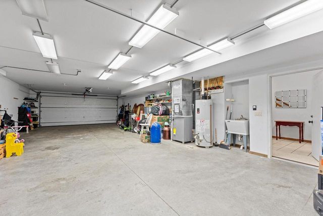 1011 Pine Grove Drive, Reedsburg, WI 53959