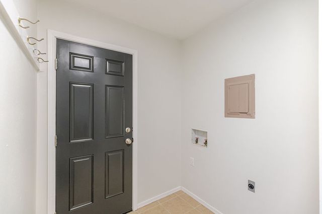 1702 W Mimosa Street, Rogers, AR 72758