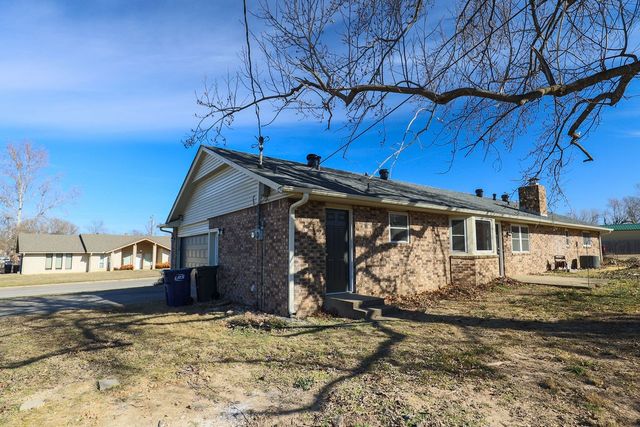 1702 W Mimosa Street, Rogers, AR 72758