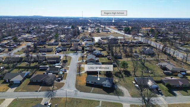 1702 W Mimosa Street, Rogers, AR 72758