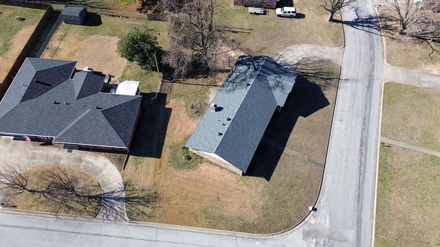 1702 W Mimosa Street, Rogers, AR 72758