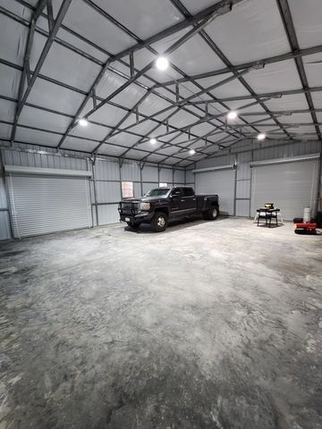 1380A Cheatham Dam Rd, Ashland City, TN 37015