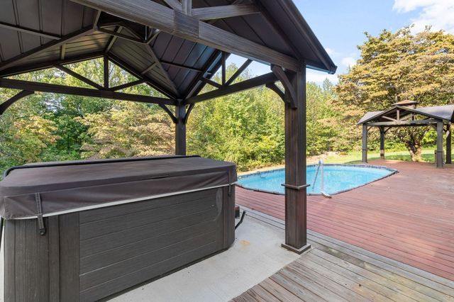 1380A Cheatham Dam Rd, Ashland City, TN 37015