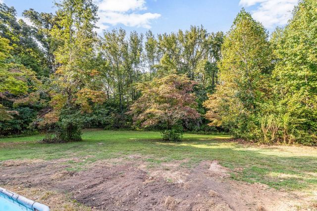 1380A Cheatham Dam Rd, Ashland City, TN 37015