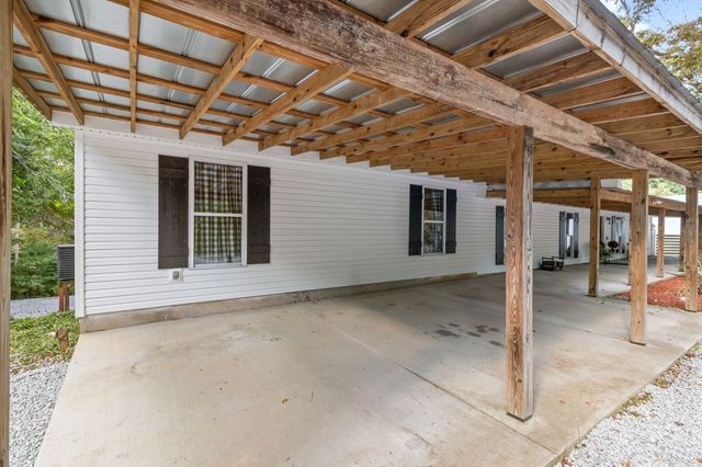 1380A Cheatham Dam Rd, Ashland City, TN 37015