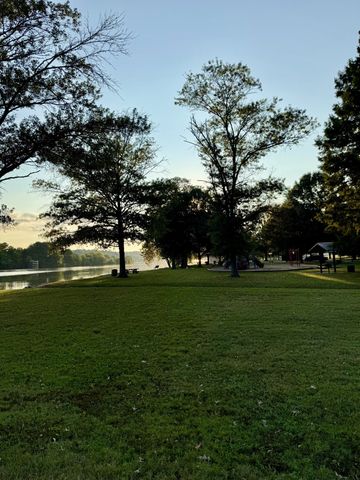 1380A Cheatham Dam Rd, Ashland City, TN 37015