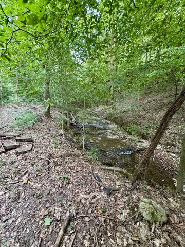 1380A Cheatham Dam Rd, Ashland City, TN 37015