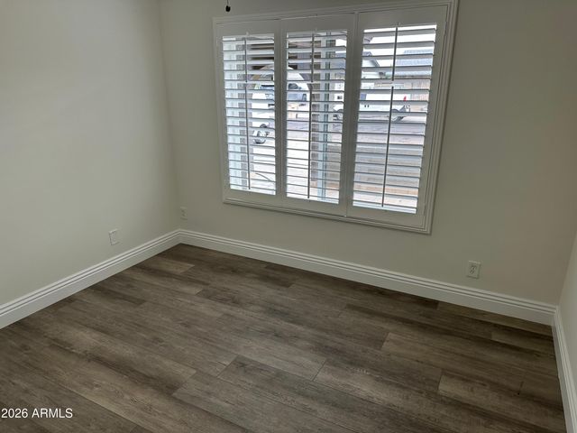 4832 W PURDUE Avenue, Glendale, AZ 85302