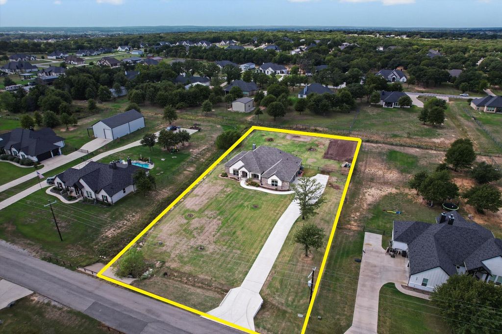 2025 Forest Bluff Trail, Azle, TX 76020 — photo 2