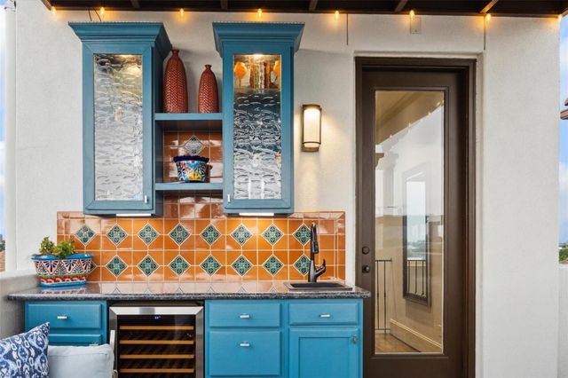 5214 Calle Cordoba Place, Houston, TX 77007