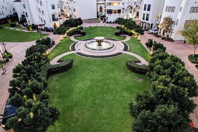 5214 Calle Cordoba Place, Houston, TX 77007