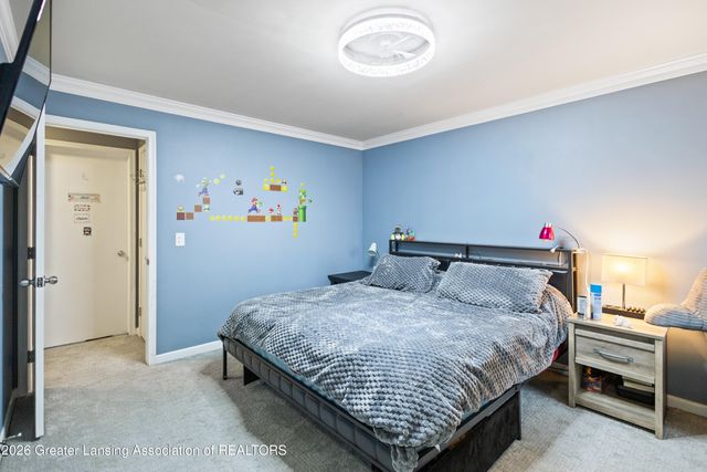 906 Montevideo Drive B, Lansing, MI 48917