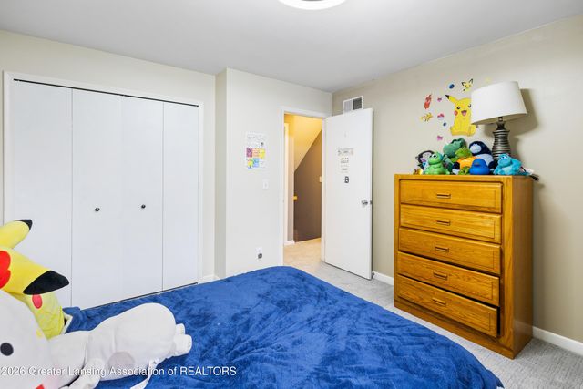 906 Montevideo Drive B, Lansing, MI 48917