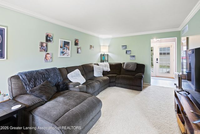 906 Montevideo Drive B, Lansing, MI 48917