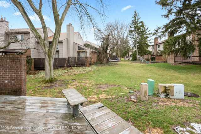 906 Montevideo Drive B, Lansing, MI 48917