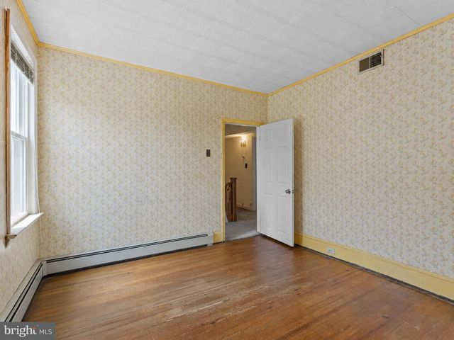 1211 ELDRIDGE AVE, Oaklyn, NJ 08107
