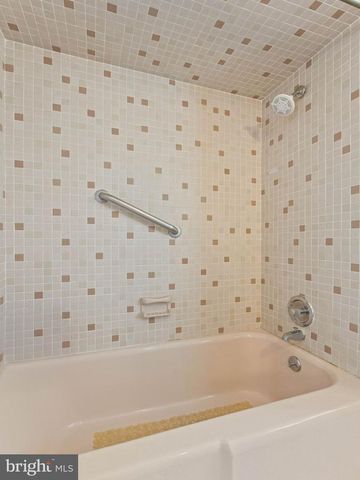1211 ELDRIDGE AVE, Oaklyn, NJ 08107
