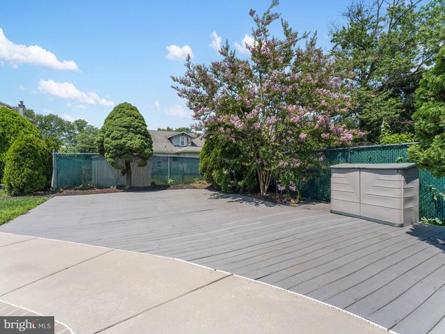 1211 ELDRIDGE AVE, Oaklyn, NJ 08107