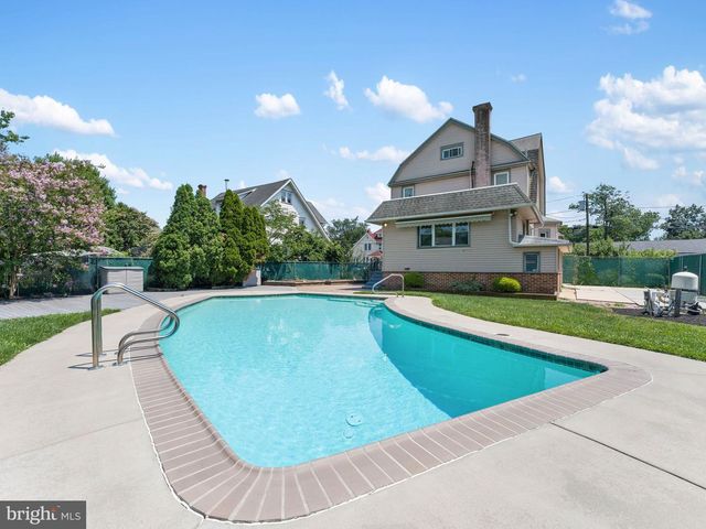 1211 ELDRIDGE AVE, Oaklyn, NJ 08107