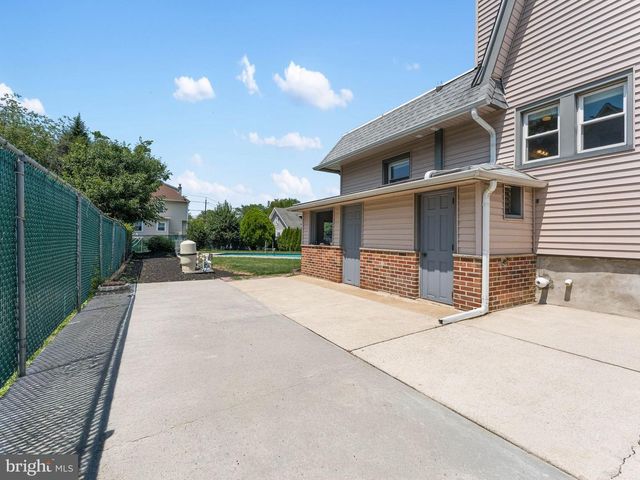 1211 ELDRIDGE AVE, Oaklyn, NJ 08107