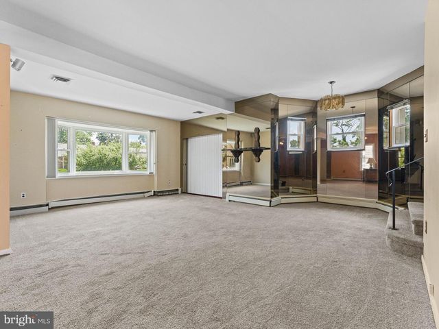1211 ELDRIDGE AVE, Oaklyn, NJ 08107