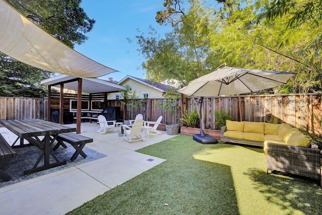 1215 Castro St, Martinez, CA 94553