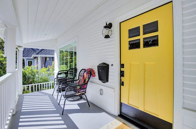 1215 Castro St, Martinez, CA 94553