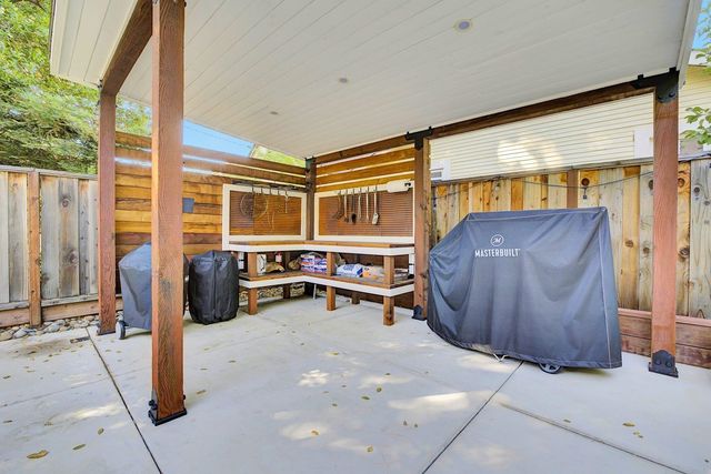 1215 Castro St, Martinez, CA 94553