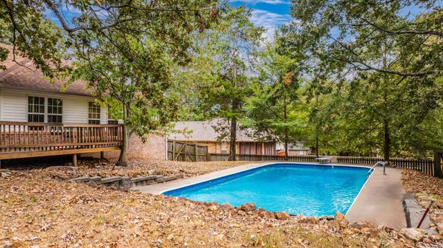 1665 Highpoint, Conway, AR 72034