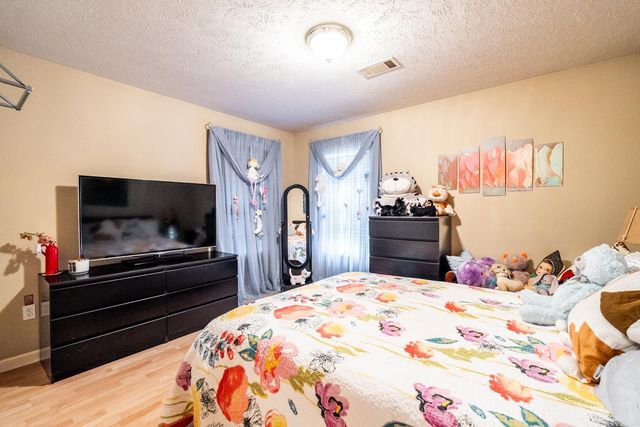 1665 Highpoint, Conway, AR 72034