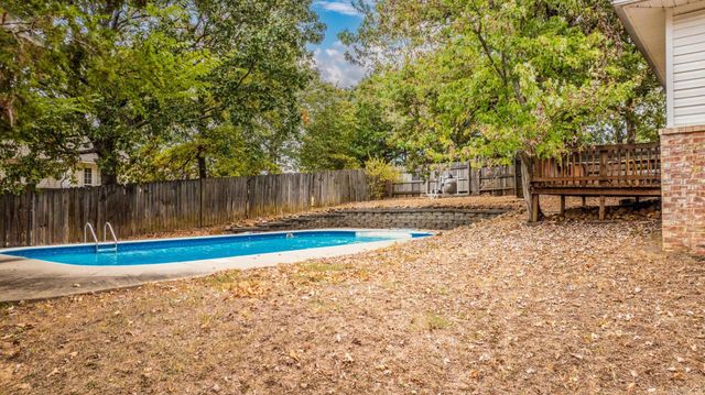 1665 Highpoint, Conway, AR 72034