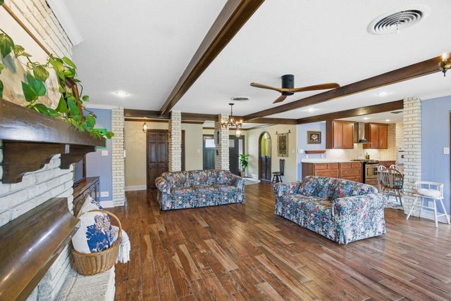 1518 S Chateau Circle, Lake Charles, LA 70605