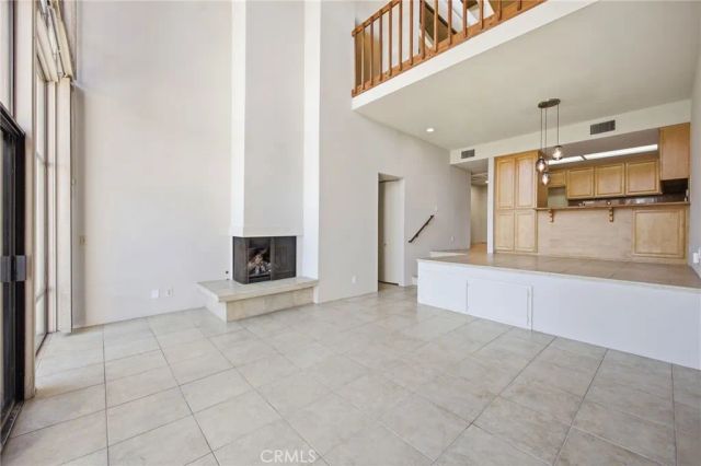 6318 Marina Pacifica Drive North, Long Beach, CA 90803