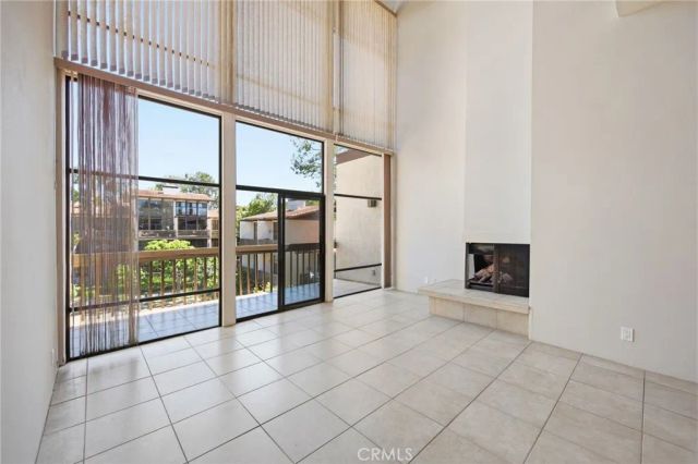 6318 Marina Pacifica Drive North, Long Beach, CA 90803