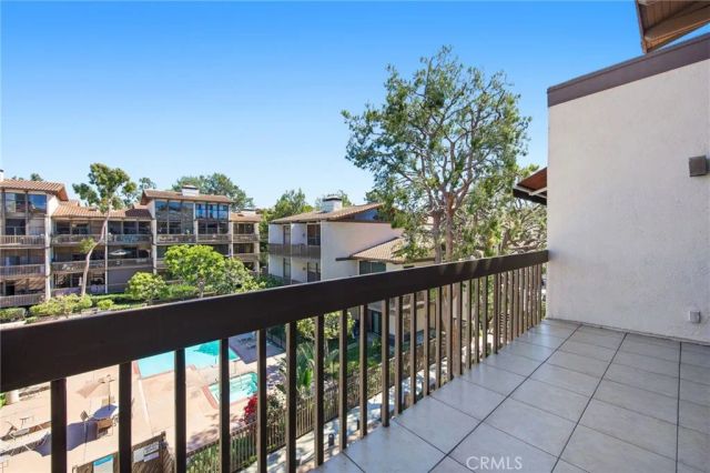 6318 Marina Pacifica Drive North, Long Beach, CA 90803