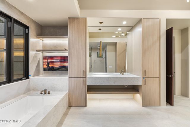 7473 N 58TH Place, Paradise Valley, AZ 85253